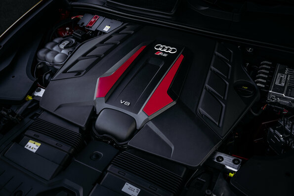 Audi RS Q8 performance